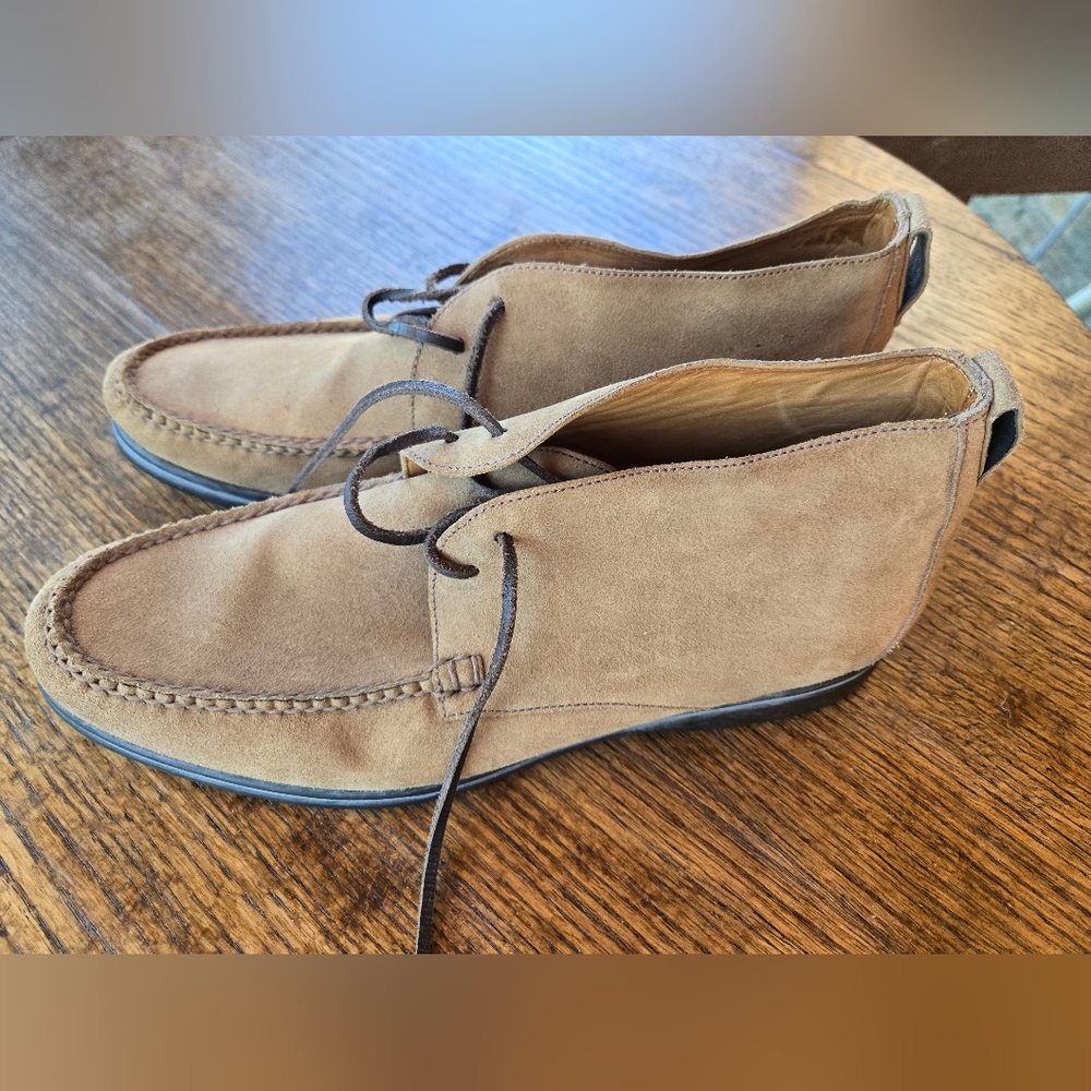 Peter Millar Adirondack Suede Chukka. Mens Size 10.5 Very Nice, Barely Worn!